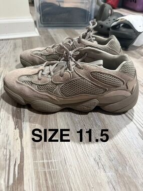Yeezy 500
